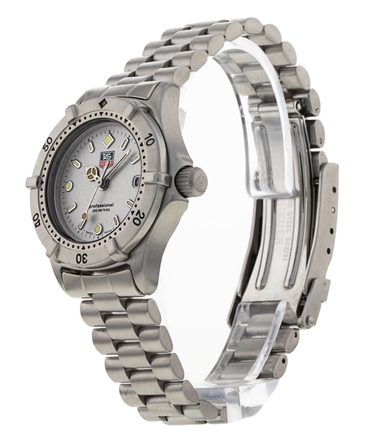 Tag Heuer 2000 Series WE1411-R Image 2